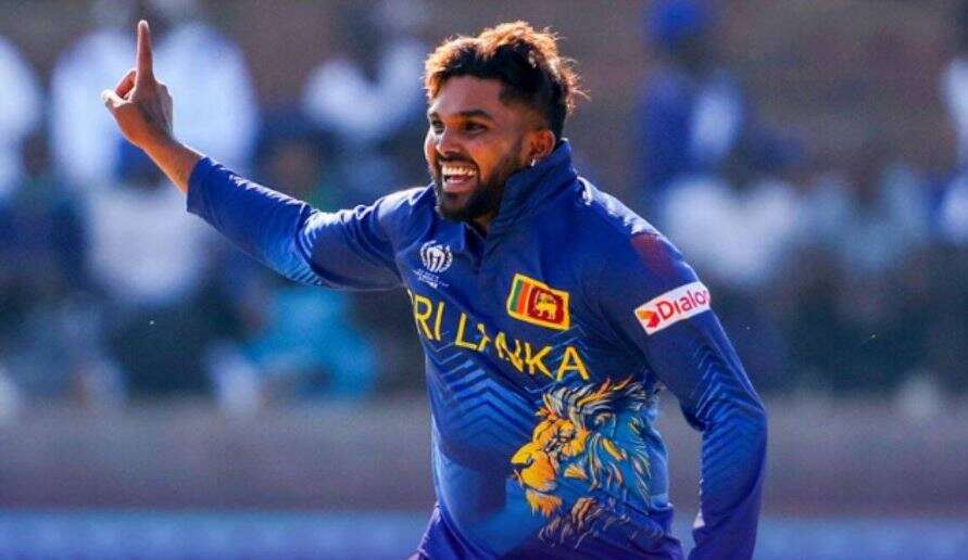 Wanindu Hasaranga SL VS UAE---1444.JPG