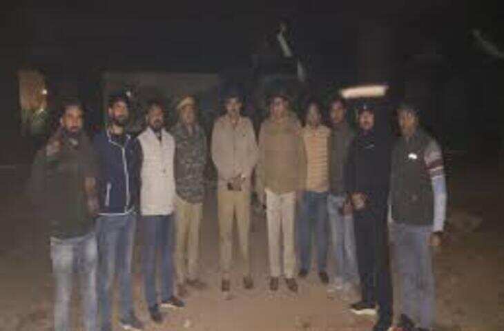 मथुरा में स्वाट मुठभेड़ में डकैती के 3 आरोपी गिरफ्तार