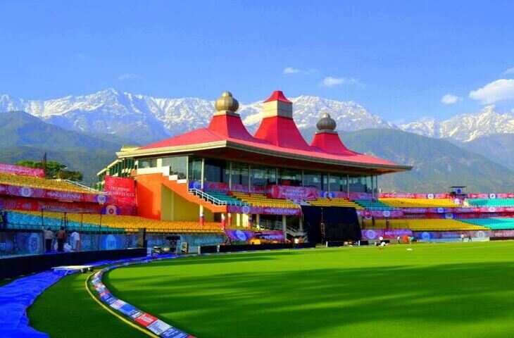 IND vs ENG धर्मशाला का है छोटा मैदान, यहां बरसेंगे रन या फिर गेंदबाज मचाएंगे कहर