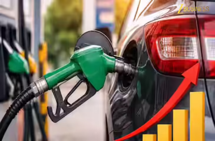 Fuel Price Shock: आम जनता को लग सकता है महंगाई का नया झटका, पेट्रोल-डीजल के दाम ₹2.5 और बढ़ने की आशंका
