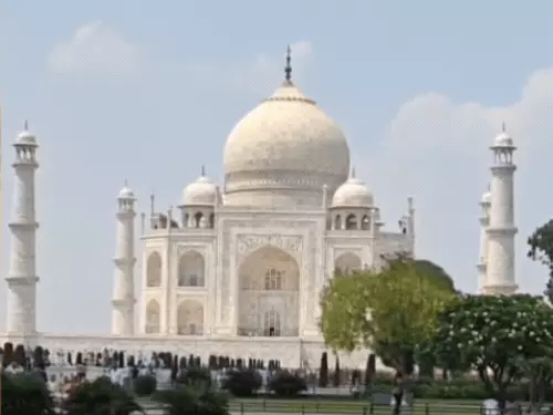 आगरा में उमसभरी गर्मी ने बढ़ाई परेशानी, मौसम साफ रहने के आसार