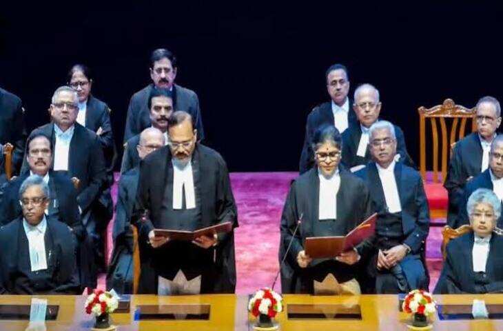 शीर्ष अदालत को मिले 3 नए जज, CJI सूर्यकांत ने दिलाई शपथ; वीडियो में जाने जजों की संख्या 37 हुई