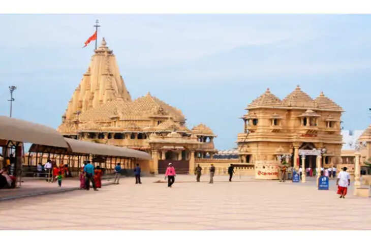 Somnath Temple: सोमनाथ मंदिर के पास नॉनवेज बिक्री पर रोक बरकरार, हाईकोर्ट की डबल बेंच ने सिंगल बेंच के आदेश पर लगाई रोक