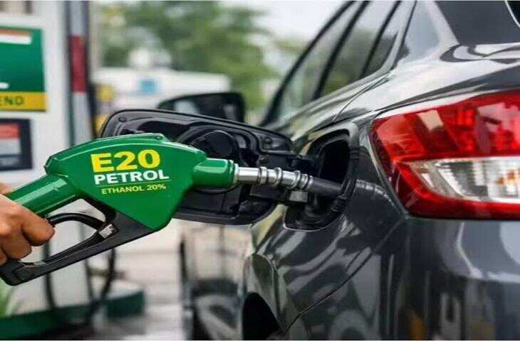 E20 पेट्रोल से गाड़ी का माइलेज हुआ कम तो जेब पर कितना पड़ेगा असर? यहाँ समझें सालभर के खर्च का पूरा गणित