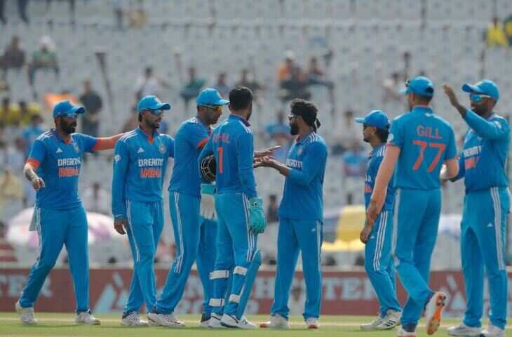 IND vs AUS 1st ODI Live Score भारत ने ऑस्ट्रेलिया के सामने रखा इतने रनों का लक्ष्य