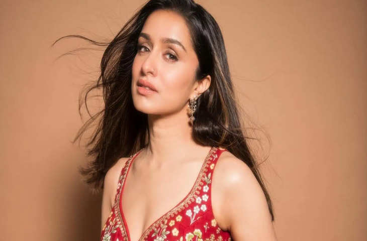 आखिर Shraddha Kapoor के दिल में बसा है कौन ? 'स्त्री' के मोबाइल फोन ने खोल दिए दिल के राज़ 