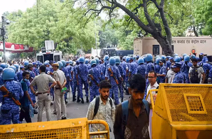 Delhi Protest Today: ज्ञानेश कुमार के खिलाफ INDIA गठबंधन के मार्च पर नजर, CJP भी जंतर-मंतर पर प्रदर्शन की तैयारी में
