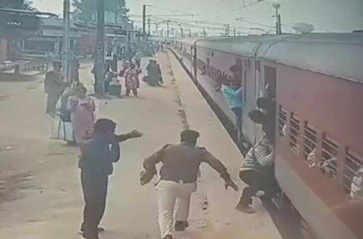 चलती ट्रेन, गेट पर लटकता शख्स... नीचे घिसटता रहा पैर, आगे जो हुआ देखकर रह जाएंगे हैरान