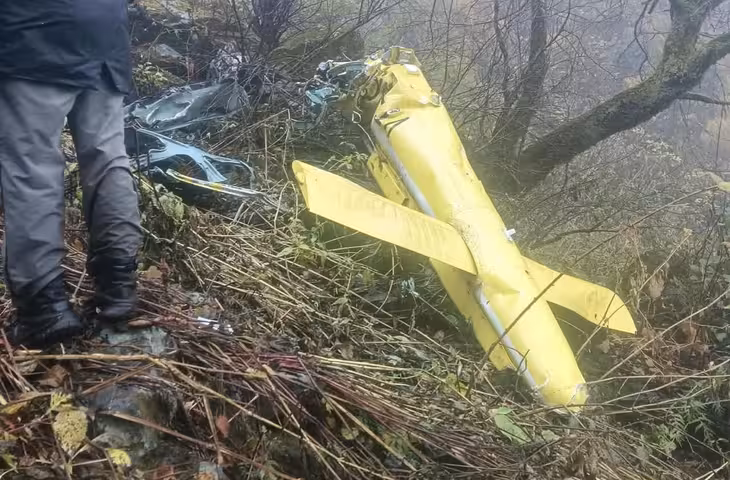 Helicopter Crash: बदरीनाथ से फाटा लौट रहा हेलीकॉप्टर जोशीमठ के पास क्रैश, 6 लोगों की मौत; सभी शव बरामद