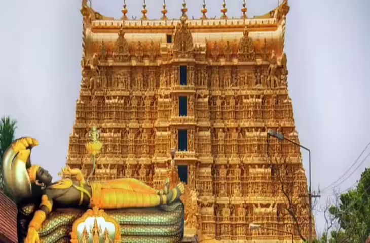 'करोड़ों का चढ़ावा और तिजोरी में टनों सोना...' ये है देश का सबसे अमीर मंदिर, सालाना कमाई जान फटी रह जायेंगी आंखें&nbsp;