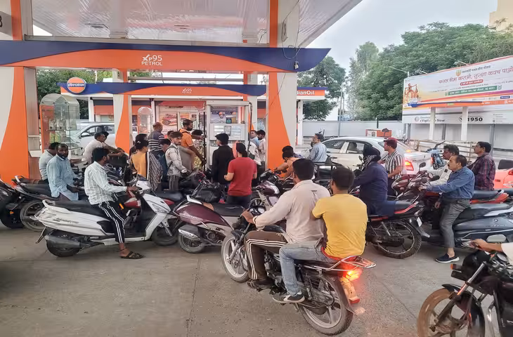 हरियाणा के NCR जिलों में लागू हुआ &lsquo;नो PUC, नो फ्यूल&rsquo; नियम, बिना वैध प्रमाणपत्र नहीं मिलेगा पेट्रोल-डीजल और CNG