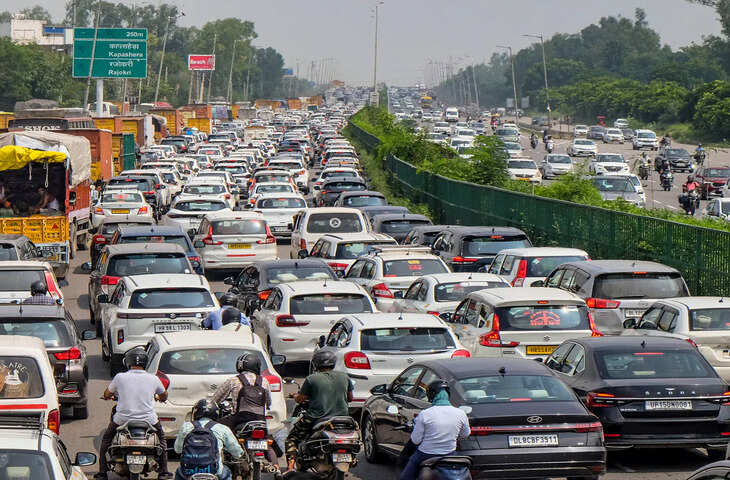 Delhi Traffic Alert: 8 मार्च तक इन रास्तों पर ट्रैफिक डायवर्ट, जाने किन रास्तों पर निकलने से फंस सकते है आप&nbsp;