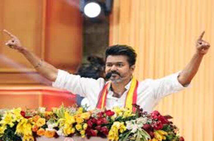 वीडियो में जाने TVK की बढ़त के दावे के बीच फिल्म इंडस्ट्री से थलापति विजय को बधाइयों का तांता