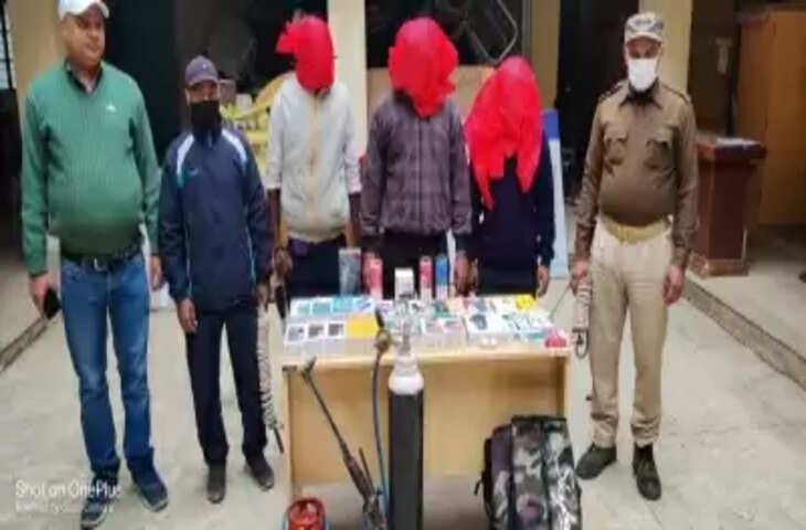 militant organization PLFI के लिए फंड मैनेज करने और हथियार सप्लाई करने वाले गिरोह के आठ गिरफ्तार, 77 लाख नकद बरामद