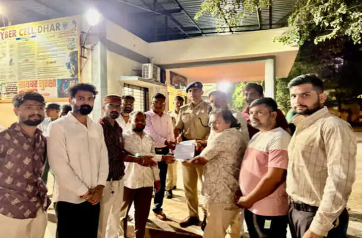 धार में गरबा आयोजनों की धार्मिक-सांस्कृतिक गरिमा बनाए रखने की मांग, हिंदू संगठनों ने पुलिस को सौंपा ज्ञापन