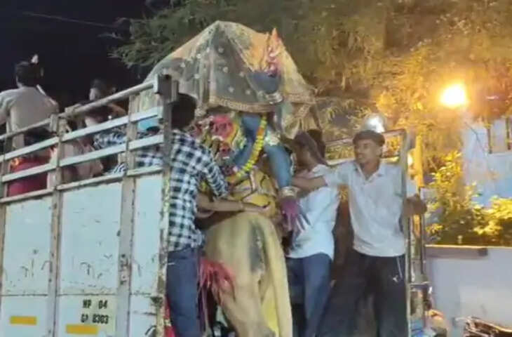 स्थापना से पहले दादा दरबार से हटानी पड़ी देवी प्रतिमा, 25 साल की परंपरा टूटी; जेएनपीए के आदेश से रात 9 बजे के बाद कार्यक्रमों पर रोक