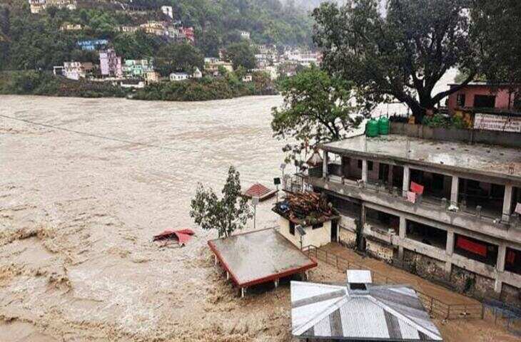 उत्तर भारत में बारिश का कहर: उत्तराखंड में 12 मौतें, वीडियो में जाने बिहार में बाढ़ का खतरा बढ़ा; यूपी-एमपी में भी हालात बिगड़े