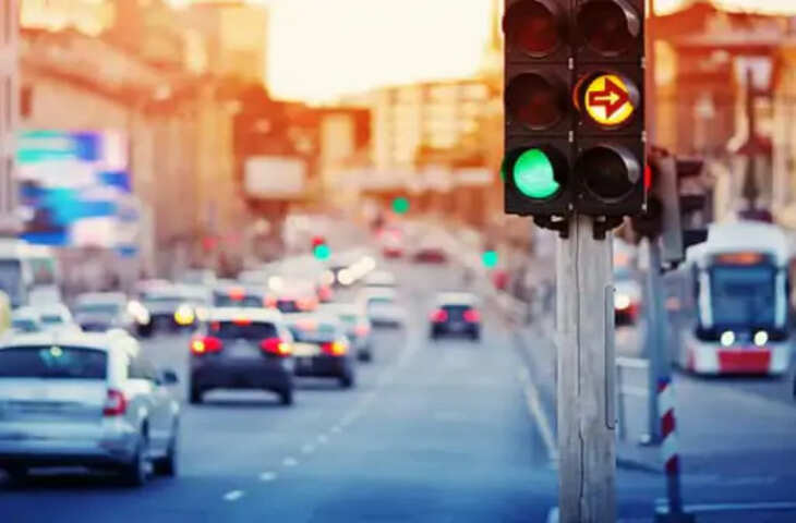 Durg 'यातायात नियमों की पाठशाला:सड़क हादसों से हर साल जिले में 300, प्रदेश में 5 हजार और देश में 1.5 लाख मौतें।