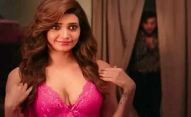 Bigg Boss Celebs who fought with Salman Khan