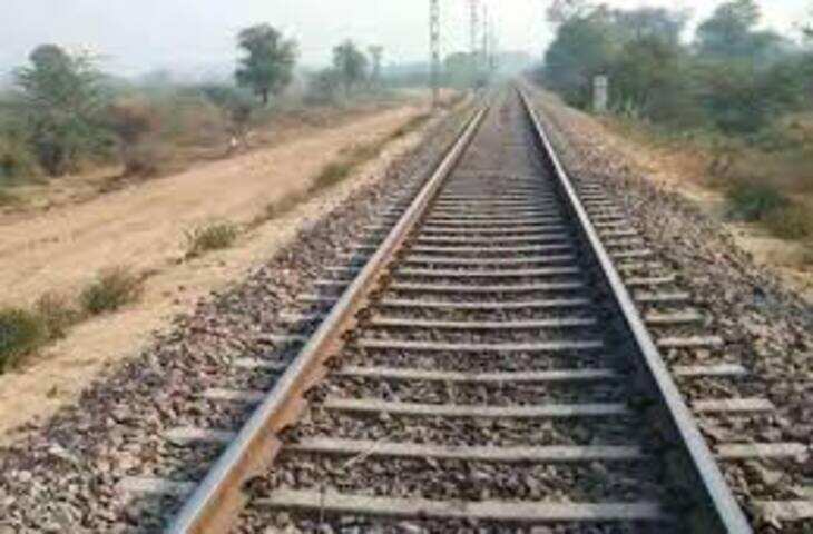 सिरसा के कालांवाली में ट्रेन के नीचे आने से युवक व युवती की मौत, प्रेम प्रसंग का मामला