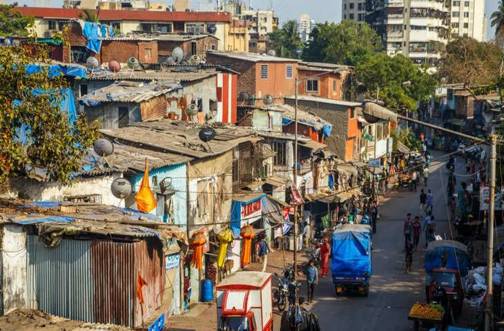 'अब अपने जीवन से कोई शिकायत नहीं..' मुंबई की चॉल में एक रात बिताने वाले शख्स की पोस्ट वायरल