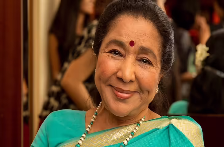 Asha Bhosle Death: 92 साल की उम्र में Asha Bhosle का निधन, चेस्ट इन्फेक्शन के बाद अस्पताल में थीं भर्ती