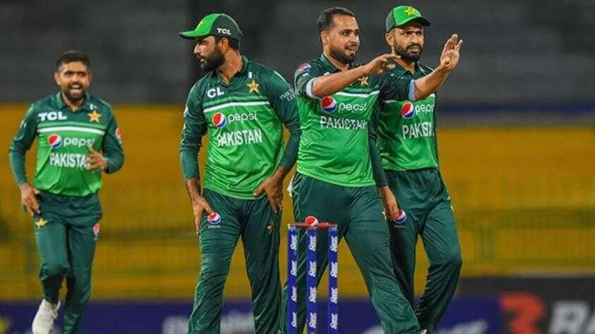 babar azam0---1-11-11.JPG