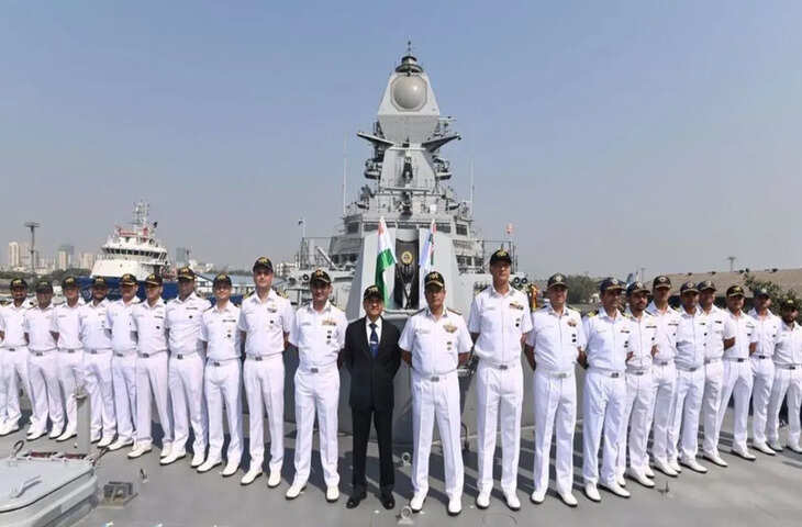 Indian Navy Recruitment 2026: 12वीं पास उम्मीदवारों के लिए निकली बंपर वैकेंसी, ऐसे करें ऑनलाइन आवेदन