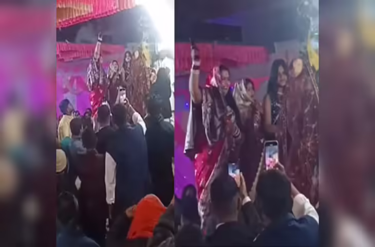 ई बिहार है बाबू! जयमाला स्टेज पर ‘आंटी जी’ की हवाई फायरिंग का वीडियो Viral, देखकर लोग बोले - 'गर्दा उड़ा दिए...'