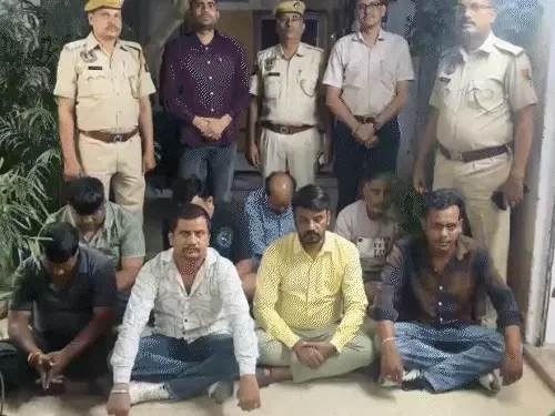 जयपुर के होटल में जुआ खेलते 7 जुआरी गिरफ्तार, मैनेजर भी पकड़ा; 69,780 रुपये नकद बरामद