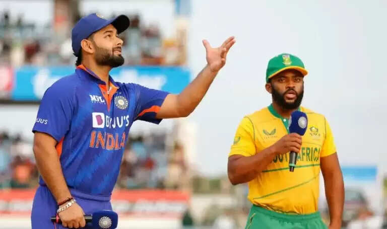  Rishabh Pant ने टॉस जीतने के लिए आजमाया खास टोटका, फिर भी पक्ष में नहीं गिरा सिक्का