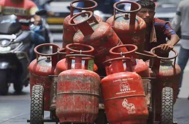 जुलाई के पहले दिन भारतियों पर राहतों की बारिश!&nbsp;LPG सिलेंडर सस्ता, शेयर बाजार में तेजी समेत मिली 5 गुडन्यूज़&nbsp;