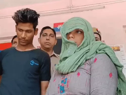 मेरठ अमित कश्यप हत्याकांड: पत्नी ने प्रेमी के साथ मिलकर की हत्या, शव के पास छोड़ा था वाइपर सांप; तस्वीरों में जानें पूरी कहानी