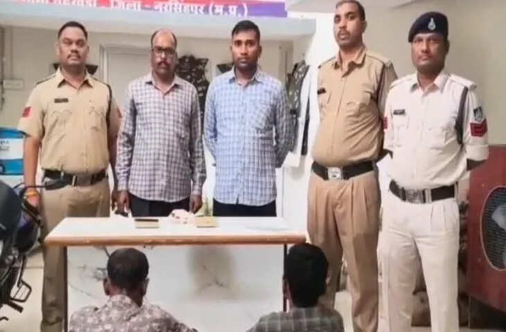 रीवा में 40 साल पुराना रास्ता 2 साल से बंद, ग्रामीणों की गुहार पर विधायक ने दिया कार्रवाई का आश्वासन