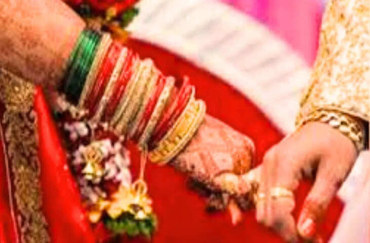 दुल्हन के साथ ले रहा था फेरे, तभी मंडप में पहुंच गई गर्लफ्रेंड, दूल्हे से पूछा- मुझे नहीं भेजा इनविटेशन