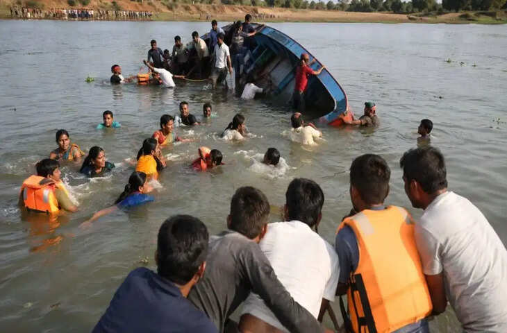 महाराष्ट्र के बीड में नाव हादसा, गोदावरी नदी में नाव पलटी, दो महिला श्रद्धालुओं की मौत, एक गंभीर