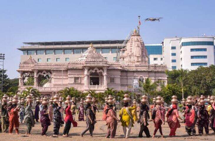 11 अक्टूबर से नवरात्रि की धूम, फुटेज में देंखे बंगाल में 65 हजार से ज्यादा दुर्गा पूजा पंडाल बनने का अनुमान; अहमदाबाद में 14 हजार से अधिक जवान तैनात