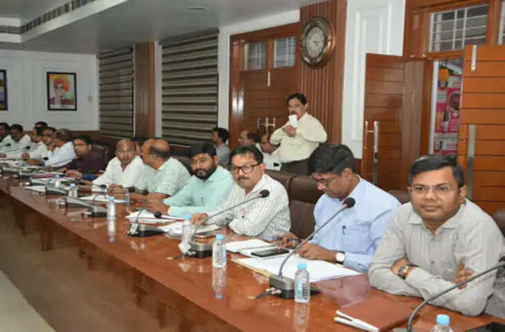 लखीमपुर खीरी में मतदाता सूची में नाम जुड़वाने के लिए 17 और 24 अक्टूबर को लगेंगे विशेष कैंप