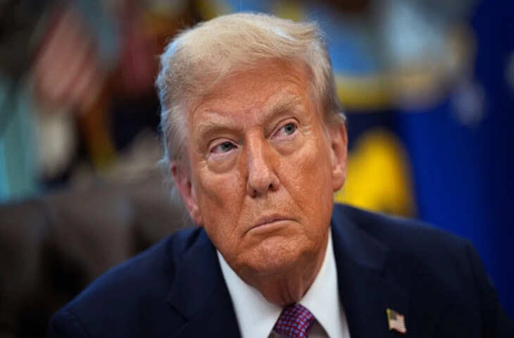 एपस्टीन फाइल्स को लेकर बड़ा खुलासा: डेटाबेस में फिर से आई ट्रंप की तस्वीर, जानें कौन कर रहा दावा