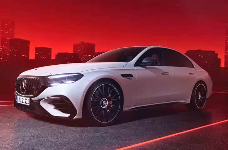 Mercedes ने भारत में लॉन्च की अपनी सबसे दमदार Plug-in Hybrid कार, जानें इंजन पावर, बैटरी रेंज और कीमत की पूरी जानकारी