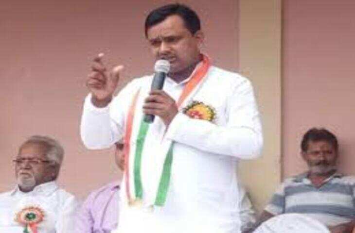 प्रयागराज में सियासी भूचाल: सपा विधायक हाकिम लाल बिंद पर FIR, 22 दिनों में दो भाइयों की मौत से जुड़ा मामला