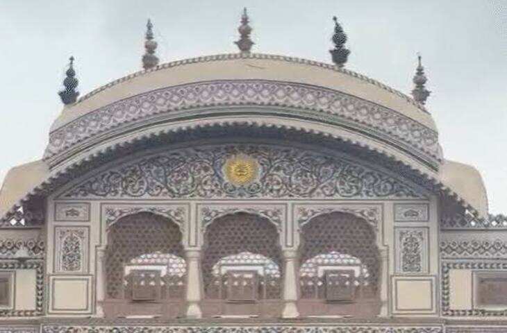 300 साल पुराने त्रिपोलिया गेट का बदला शाही रूप, वीडियो में जाने राजस्थानी चित्रकारी से निखरी जयपुर की ऐतिहासिक विरासत