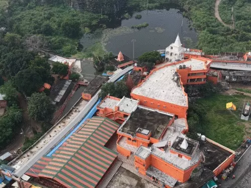 सासाराम से 5 किलोमीटर दूर पहाड़, आस्था और इतिहास का अद्भुत संगम है ताराचंडी मंदिर