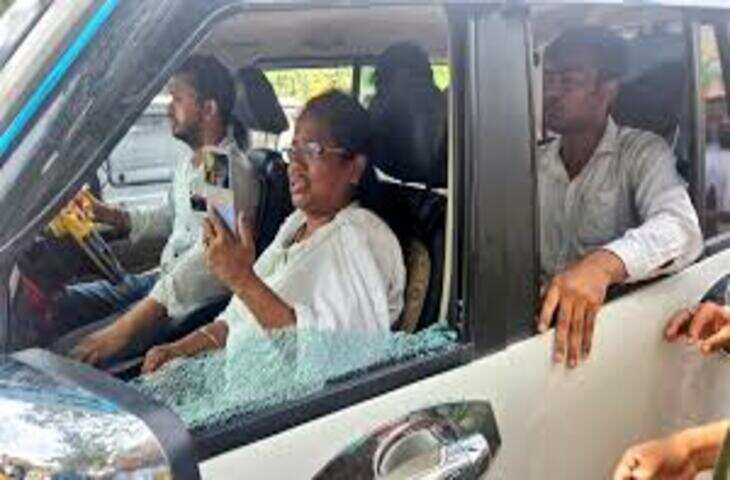 हुगली में TMC सांसद मिताली बाग की कार पर हमला, शीशे टूटे; सांसद और ड्राइवर घायल