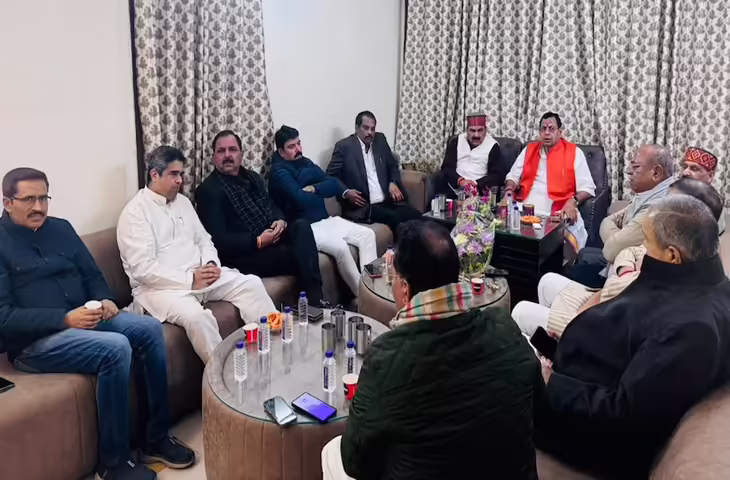 बंद कमरे में 52 ब्राह्मण विधायकों की ग्गुप्त मीटिंग से UP की राजनीति में मची खलबली, क्या होने वाला है कुछ बड़ा&nbsp;