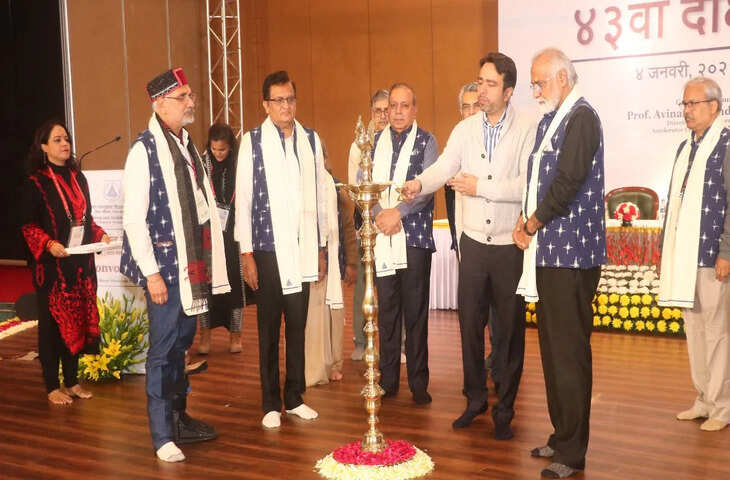 आर्किटेक्ट की जगह नहीं ले सकता.. स्कूल ऑफ प्लानिंग एंड आर्किटेक्चर के दीक्षांत समारोह में बोले जयंत चौधरी