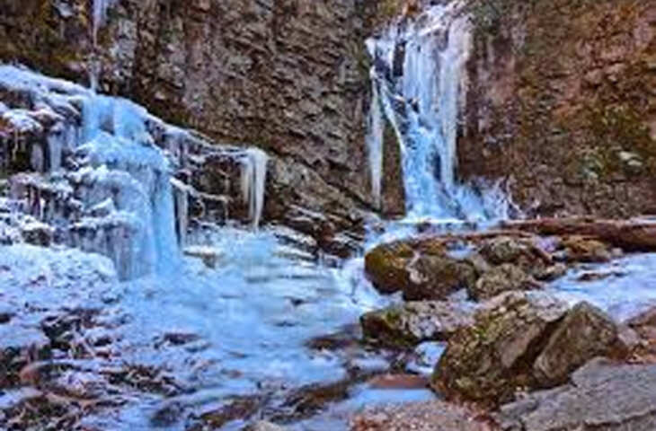 Kullu&nbsp;में बिना बर्फ ठंड का टॉर्चर&hellip;जम गए नदी-नाले