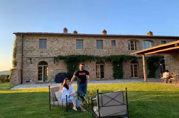 Saif-Kareena Vacation: इटली की वादियों में परिवार संग छुट्टियां मना रहे सैफ अली खान, तैमूर और करीना के साथ शेयर की खूबसूरत तस्वीरें