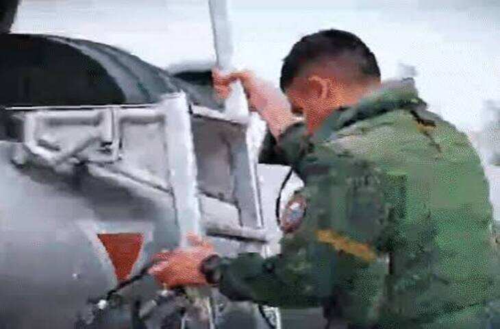 जोधपुर में गरजे राफेल-तेजस और F-35, वीडियो में देंखे शुरू हुआ &lsquo;तरंग शक्ति-2026&rsquo;; 8 देशों की वायु सेनाएं लेंगी हिस्सा
