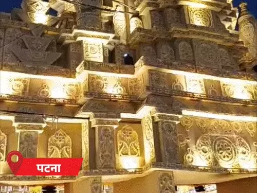 महासप्तमी पर खुले मां दुर्गा के पट, श्रद्धालुओं की उमड़ी भीड़